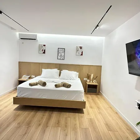 G-properties * ティラナ